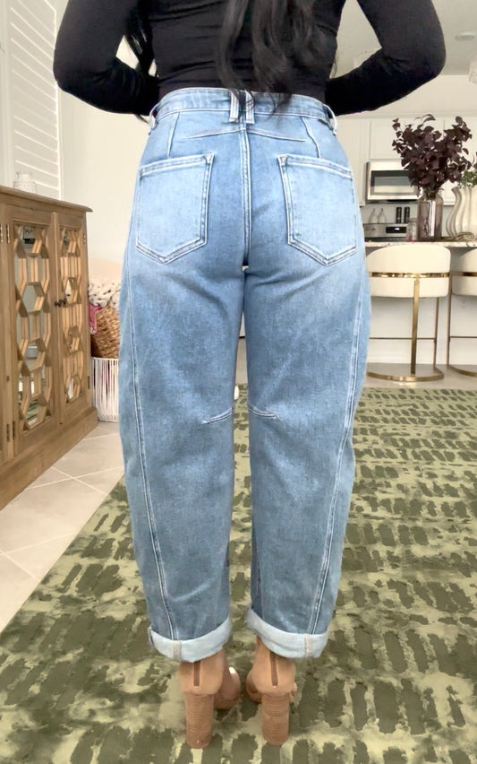Risen Barrel Jeans Medium Wash