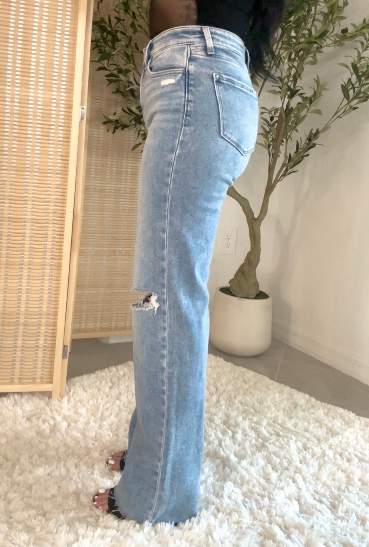 Isabella High Rise Wide Jean